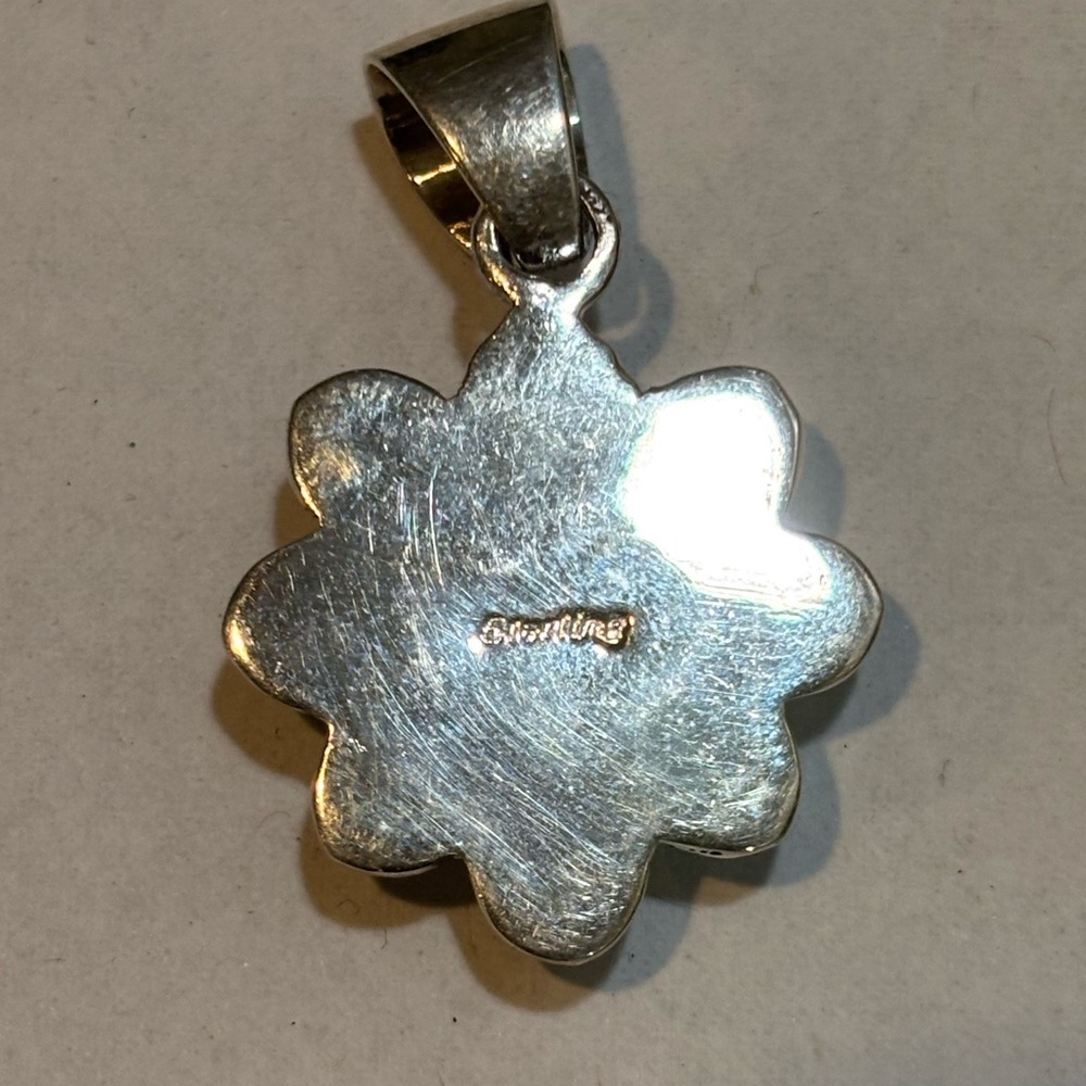 Pink Conch and Sterling Silver Heart Pendant New - Picture 4 of 4